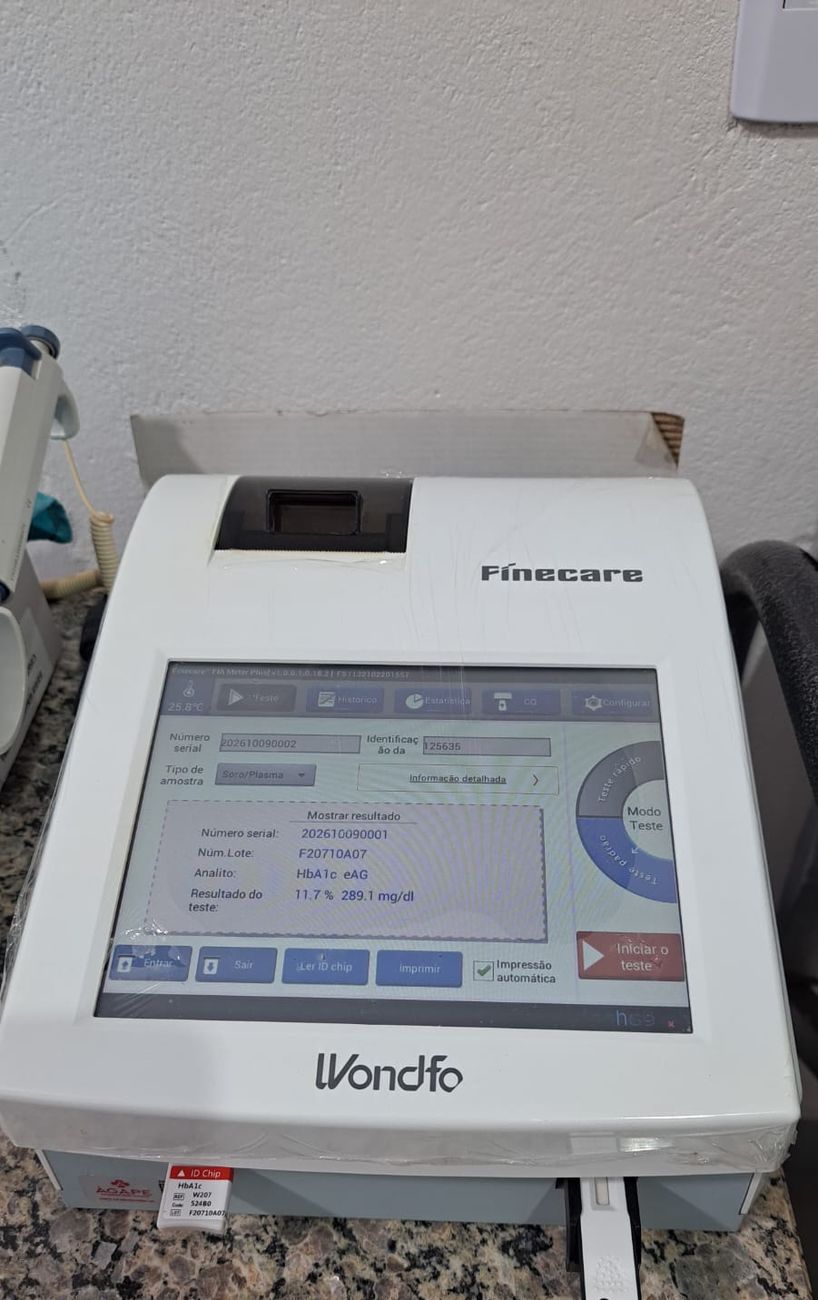 Equipamento de análises com tela digital